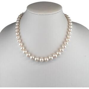 Vintage Box Clasp Round Glass Pearl Knotted Necklace 9mm 18"